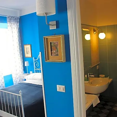 Le Stanze Di Pietro Bed & Breakfast 3*